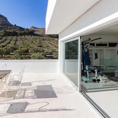 Casa Vista Alegre *